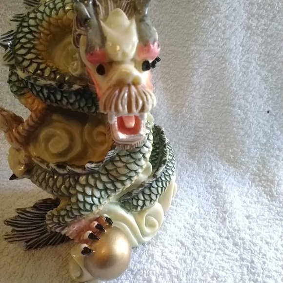 Qing Dynasty Golden Dragon Statue with Gold Ball: 新年快樂 - Picture 2 of 12